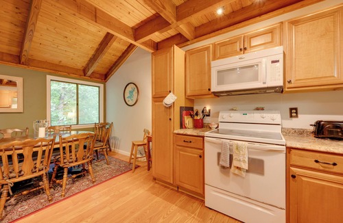 Thornton House | Unique Thornton Townhome: Swim, Ski, & Hike!