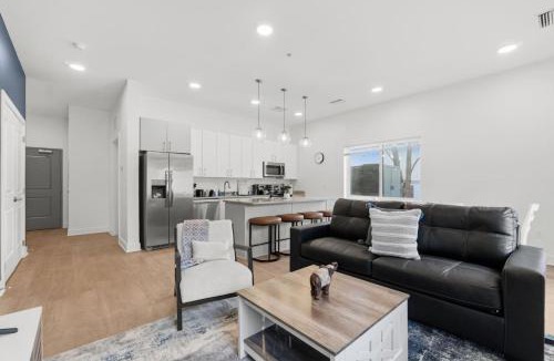 Little Italy Apartment | Unit 118