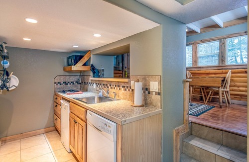 Estes Park Cottage | Unwind in our charming cottage, perfect for a romantic getaway or solo retreat.