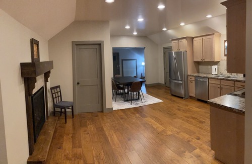 Pinedale Apartment | Updated apartment in the heart of Pinedale!