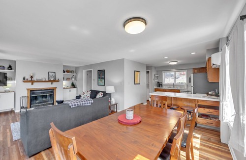North Creek House | Upper Sleighride 25l - Wrap-around Deck End Unit 3 Bedroom Townhouse by The Summit at Gore Mountain