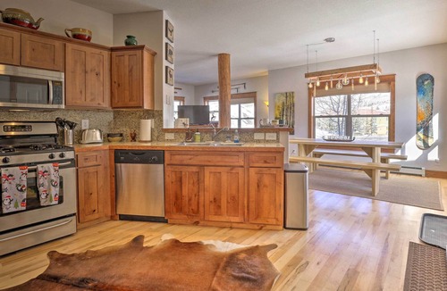 Summit Cove House | Upscale Dillon Cabin - Shuttle to Ski Resorts