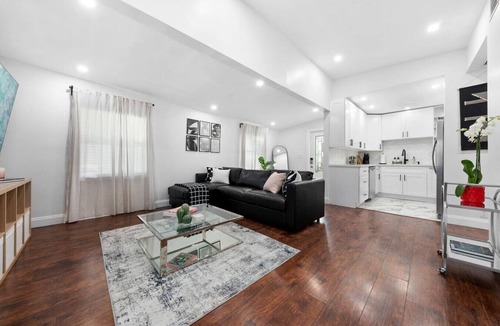 Grandview Heights Apartment | Upscale Home - CityPlace & Convention Center