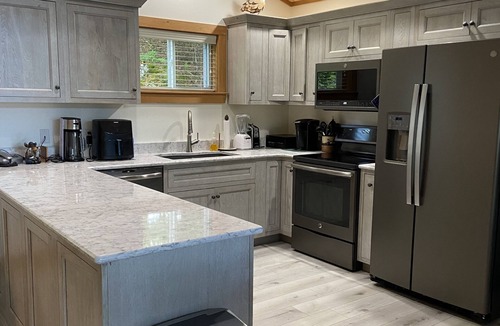 Bucksport Cottage | Upscale Lakefront Cottage - Kayaks, Jacuzzi for 2, A/C, Great Location!