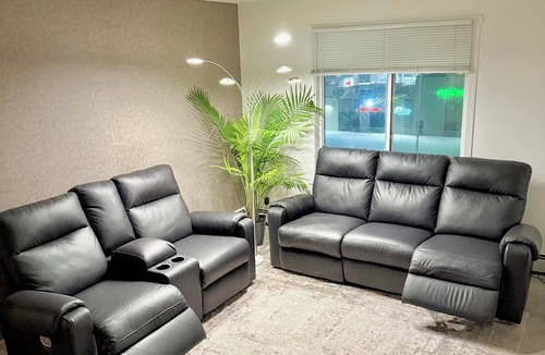 Calgary Apartment | Urban Luxury with Everyday Comfort