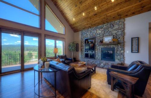 Sturgis House | Vacation Court Lodge