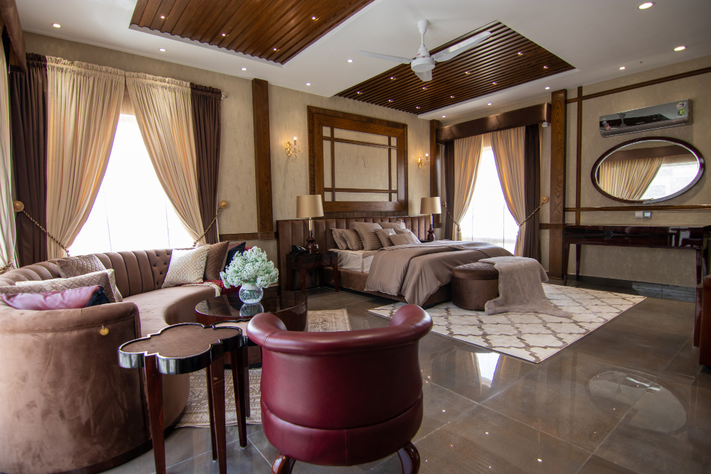 Renfrew-Collingwood House | Vancouver Large Clean Suite with 3 Beds10% Off