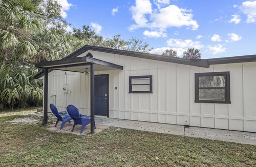 Vero Beach South Condo | Vero Beach Paradise Unit 3 - Close to Airport, Downtown & Beaches