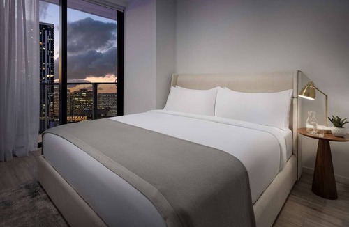 Downtown Miami Hotel | Vibrant Cityscape Suite - Two 3BR with Incredible Views