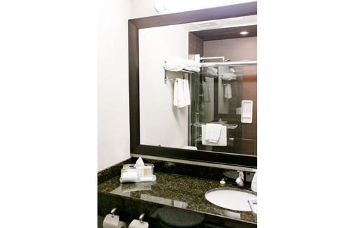 Flin Flon Hotel | Victoria Inn Flin Flon