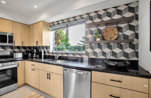 Buena Vista Villa | Villa in the heart of design district! POOL+LOCATION