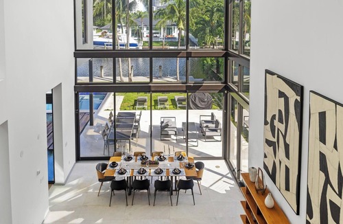 Hallandale Beach Villa | Villa Okasa: Modern Marvel with Pool + Jacuzzi + Pool Table + BBQ