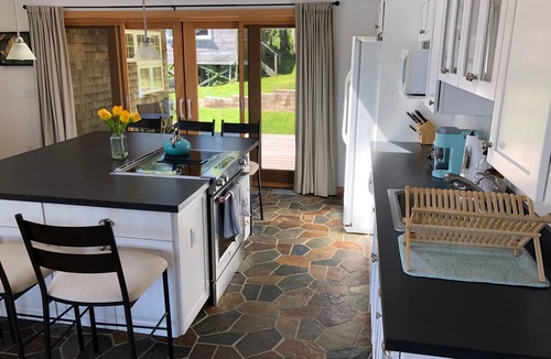 Tisbury House | Vineyard Haven Beach House
