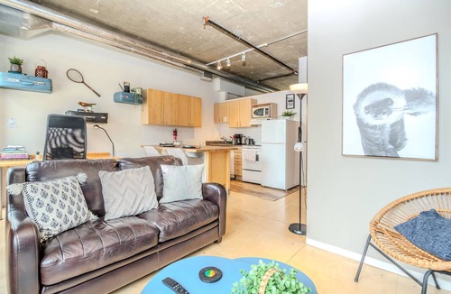 Downtown Edmonton Apartment | Vintage NY Style Loft: AC | Near Rogers | LRT