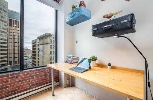 Downtown Edmonton Apartment | Vintage NY Style Loft: AC | Near Rogers | LRT