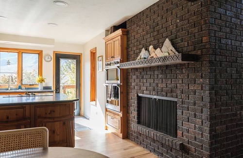 Glenwood Springs House | Vista Pines I Spacious A-Frame near golf & skiing