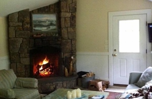 Mount Desert House | Walk to Acadia! Maine Farmhouse 2025: 3 night min May-Labor Day