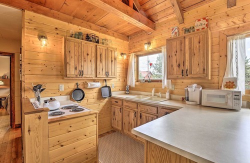 Grand Lake Cabin | Walk to Grand Lake: Historic Dtwn Cabin!