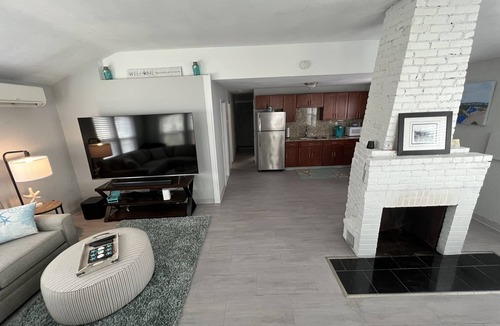 Wareham Center Cottage | Walk to the Beach! Two bedroom cottage in Swifts Beach community.