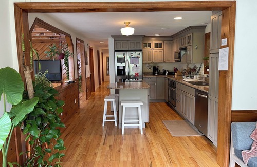 Biddeford House | Walk to the beach!