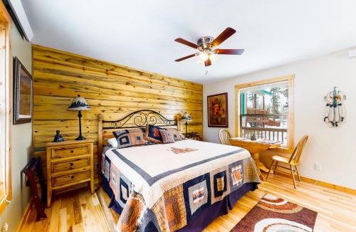 Grand Lake House | Wapiti Point - Guest House