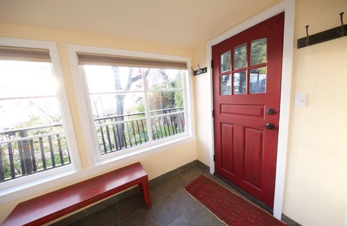 Vesuvius House | Warmest location in Canada