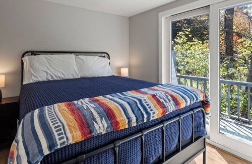 Warren Ski Chalet | Warren VT Chalet for Ski, Summer + Fall Fun, WIFI