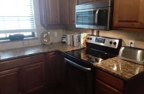 Golf Hammock House | Water-view Golf Hammock Home/Fenced-in Corner Lot
