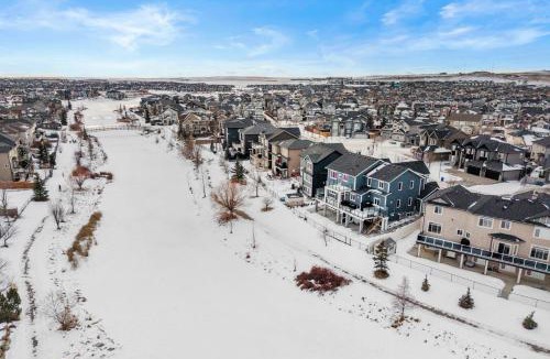 Airdrie Apartment | Waterfront 1BR Suite Private and Modern and Queen Bed