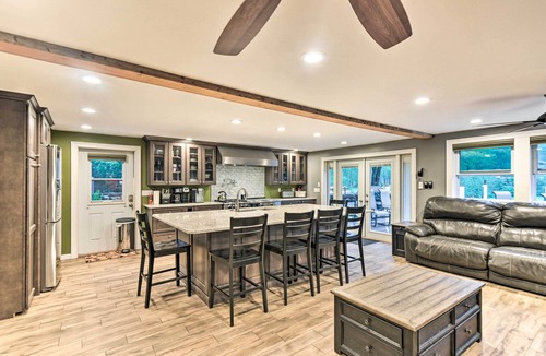 Ashland Cottage | Waterfront Ashland Home ~ 2 Mi to Downtown!