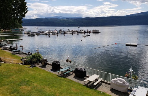 Anglemont Condo | Waterfront condo on the sunny side of Shuswap Lake!