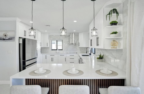 Fort Lauderdale House | Waterfront Escape w Pool, Dockside Lounge & Games