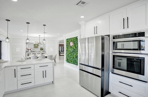Fort Lauderdale House | Waterfront Escape w Pool, Dockside Lounge & Games