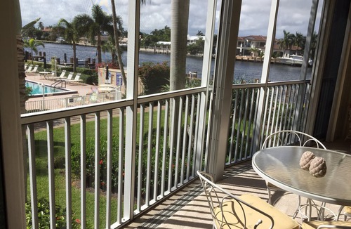 Highland Beach Condo | Waterfront Living with Private Beach