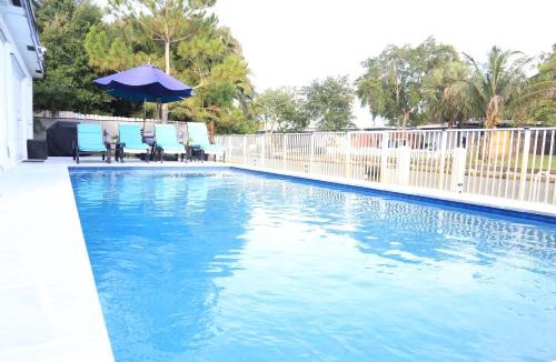 Fort Lauderdale House | Waterfront Oasis in Oakland Park Heated Pool & Family Fun