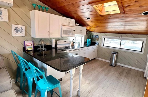 Newbury Condo | Waterfront Plum Island Getaway!