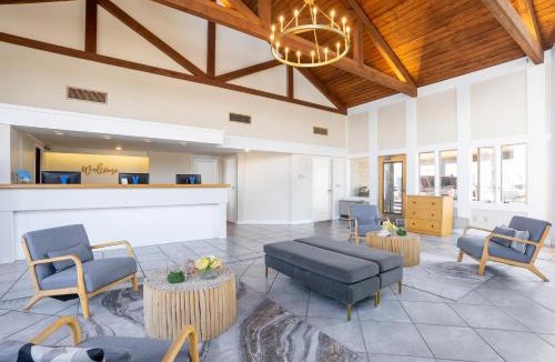 Old Orchard Beach Resort | Waves Oceanfront Resort