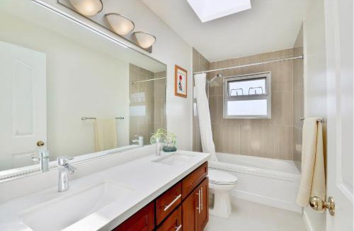 Burnaby House | Welcome Home