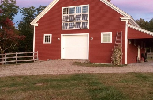 Tuftonboro House | Welcome to the Tuftonboro Manor! Perfect for reunions, retreats and vacations!
