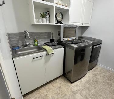 Regional District of Nanaimo Apartment | Wes and Tatianas cozy home away from home