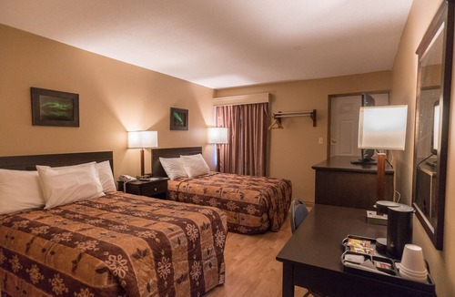 The Pas Hotel | Wescana Inn