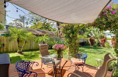 Grandview Heights House | West Palm Beach Home w/Fenced-In Yard & Deck!