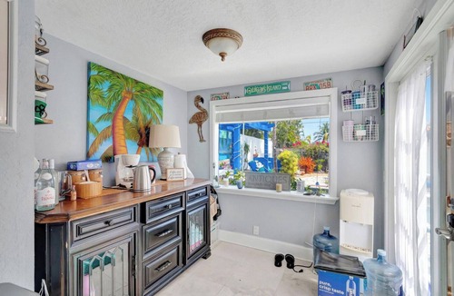 Old Northwood Historic District House | West Palm Beach Oasis, Bright Spacious 4 Bedroom Home