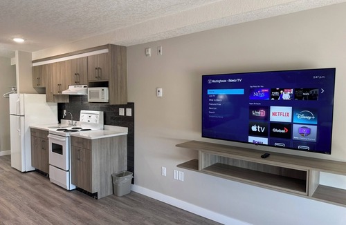 Leduc Hotel | Western Budget Motel Leduc 3