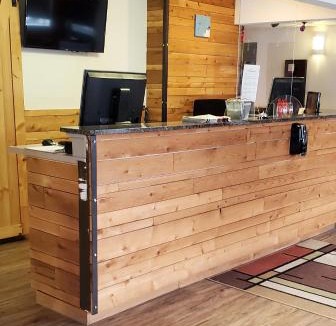 Strathmore Hotel | Westlake Inn