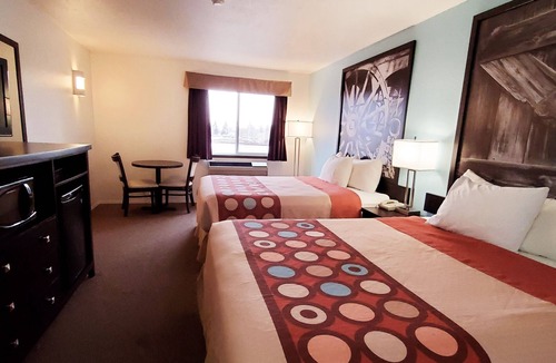 Strathmore Hotel | Westlake Inn
