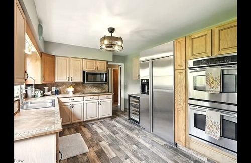 Stow House | Where City Meets Country Charm