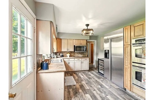 Stow House | Where City Meets Country Charm