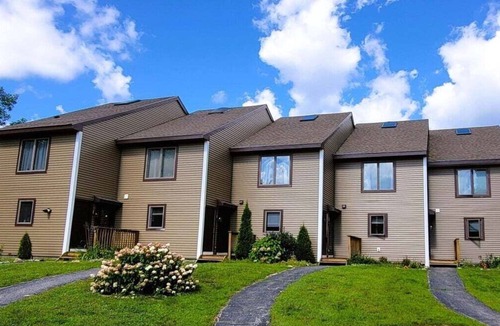 Campton Condo | White Mountain Condo With Spectacular Views!