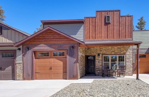 Rockerville Condo | Wild West Gold Town-15 Min from Mt Rushmore 1 Bedroom